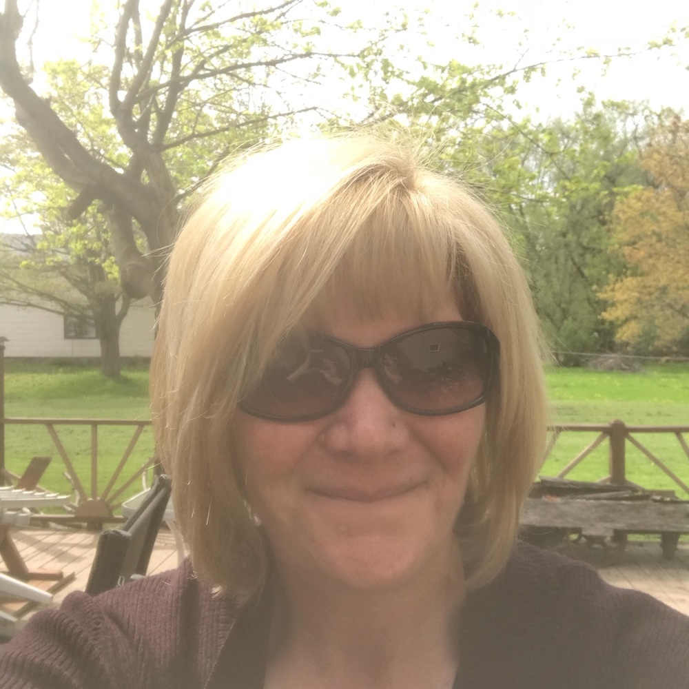 Meet your Posher, Kelly